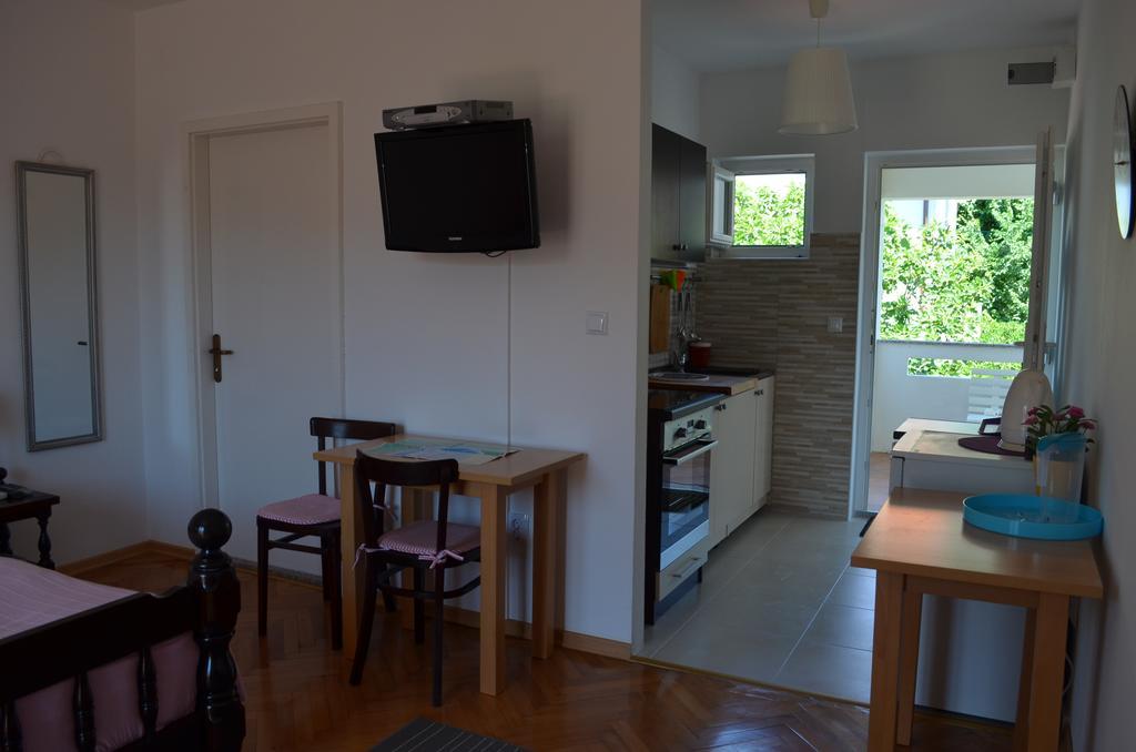 Apartments Mili Baska  Ngoại thất bức ảnh